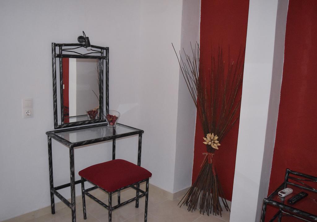 Mirsini Apartments Agios Georgios  ภายนอก รูปภาพ