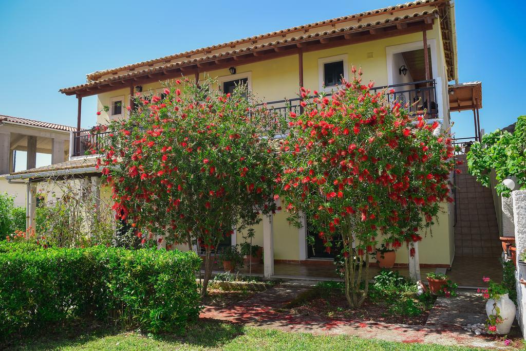 Mirsini Apartments Agios Georgios  ภายนอก รูปภาพ